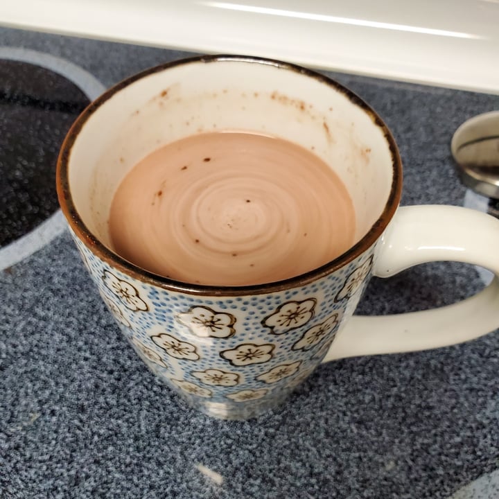 photo of Swiss Miss Non-Dairy Hot Cocoa Mix shared by @emilypaulsen on  08 Dec 2020 - review