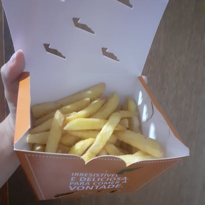 review photo of Restaurante America Porção De Batatas Fritas shared by @lorenaavegana on 26 May 2022 - review