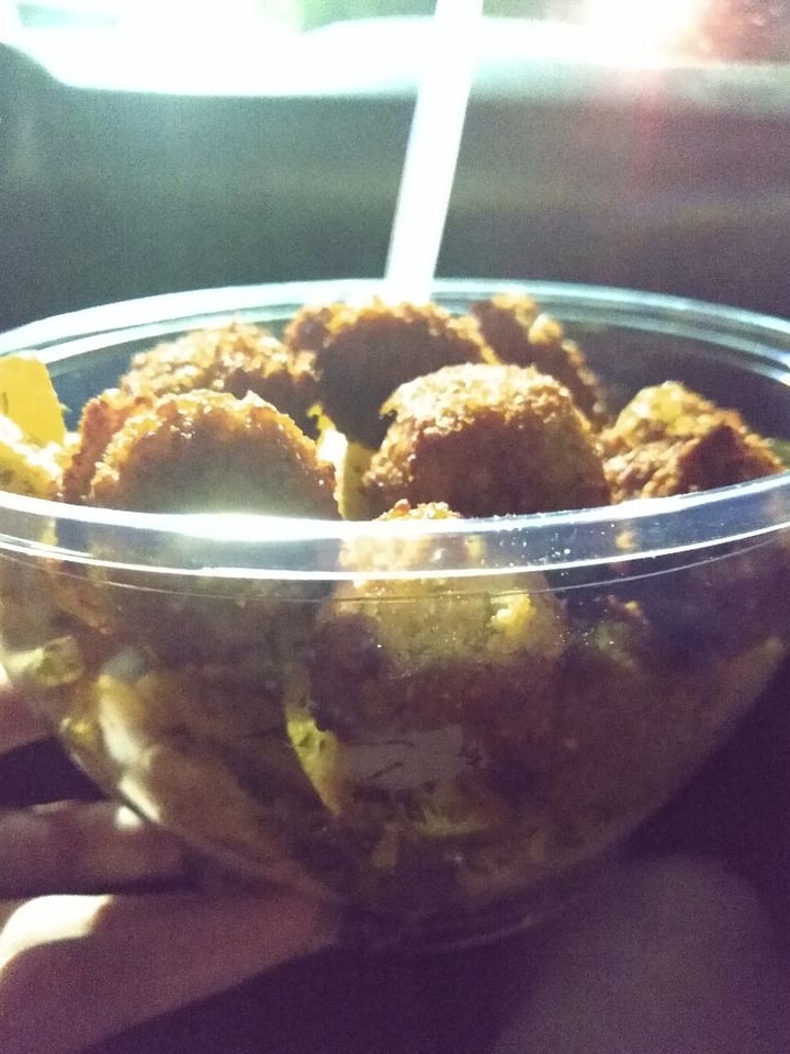 photo of Veggie Medio Oriente Veggie Bomba shared by @pamarg on  15 Feb 2020 - review