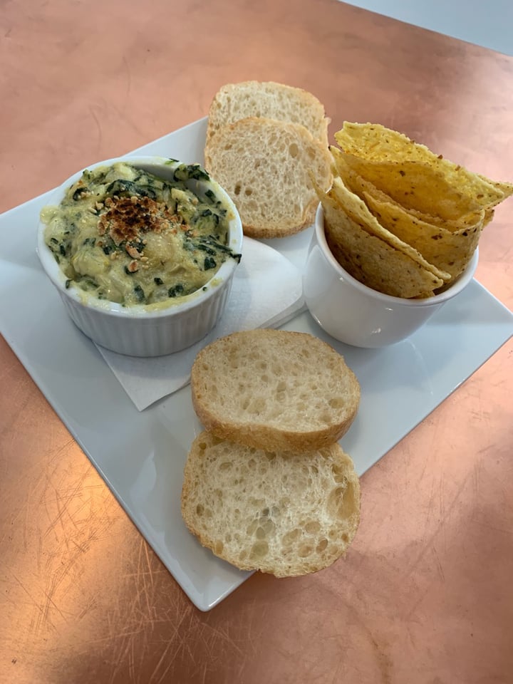 review photo of Plantitude Spinach & Artichoke Dip shared by @beaumontm33 on 19 May 2019 - review