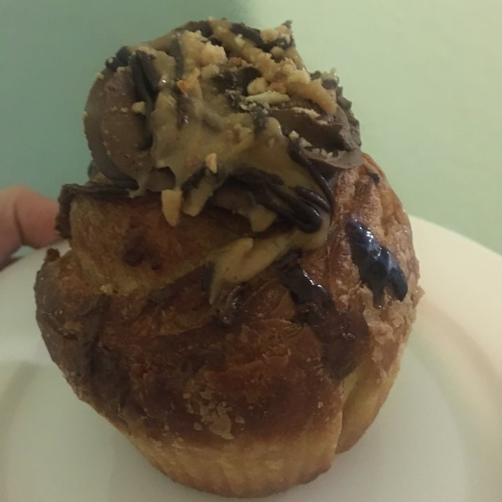 photo of Dolce Bakery Cruffin shared by @magdawrpa on  25 Jul 2020 - review