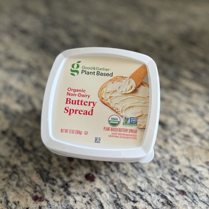 photo of Good & Gather Organic Non-dairy Buttery Spread shared by @nicoleannettexo on  20 Oct 2021 - review