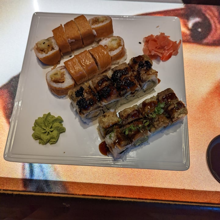 photo of Blue Sushi Sake Grill Cowgirl (vegan Maki) shared by @kornclown7 on  09 Jul 2022 - review