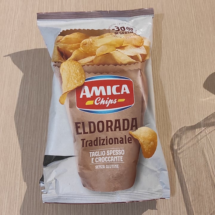 photo of Amica Chips Eldorada tradizionale shared by @niklabelloli1 on  21 Oct 2022 - review