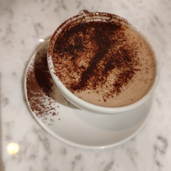 photo of Kafé Plattan Hot chocolate shared by @enkelvegan on  23 Oct 2021 - review