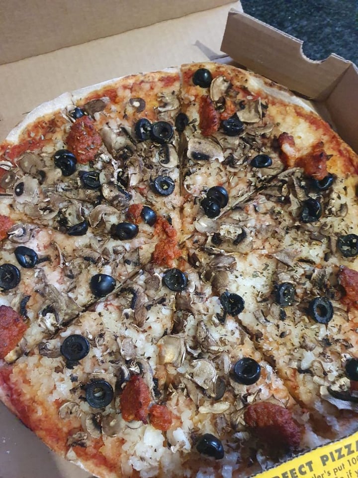 review photo of Butler's Pizza Table View Herbivore Pizza shared by @yunggalac on 05 Oct 2020 - review