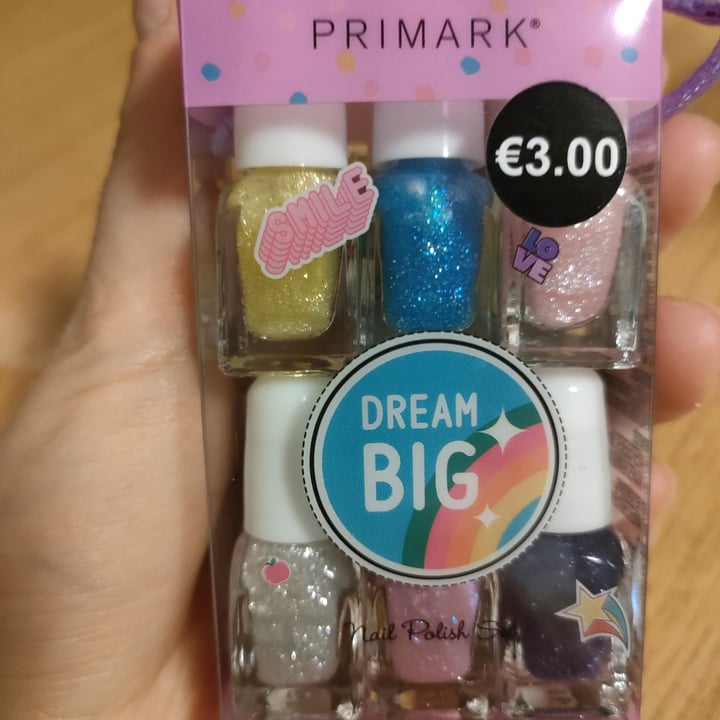 photo of Primark Beauty Dream big nail polish shared by @ria92 on  01 Aug 2022 - review