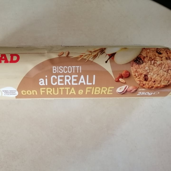 review photo of Conad Biscotti ai cereali con frutta e fibre shared by @ariannagoldoni on 08 Apr 2022 - review