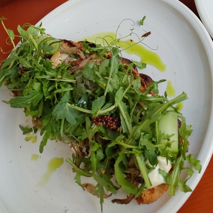 review photo of FREA Bakery Flatbread toast shared by @giusteat on 13 Nov 2022 - review