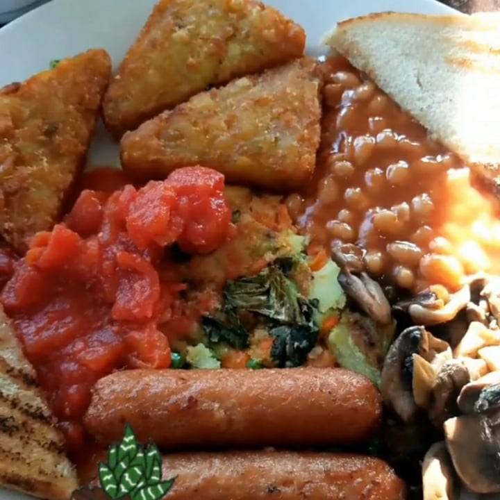 review photo of The Avenues Café Vegan English Breakfast shared by @luciaragni on 27 Apr 2021 - review