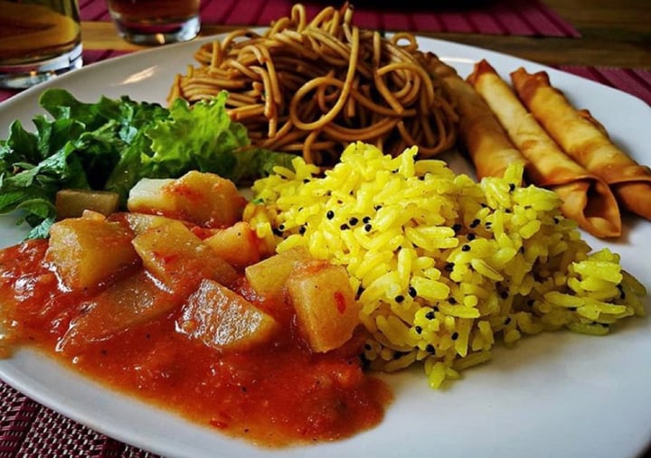 photo of La Casa De Bea Buffet Al Peso Vegan shared by @larealfood on  30 Nov 2019 - review