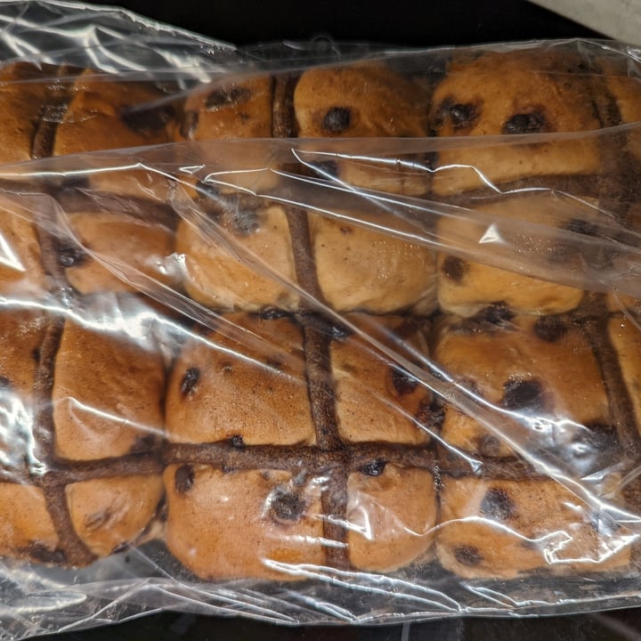 photo of La Panella Bakery Chocolate Hot Cross Buns shared by @transcending on  24 Apr 2022 - review