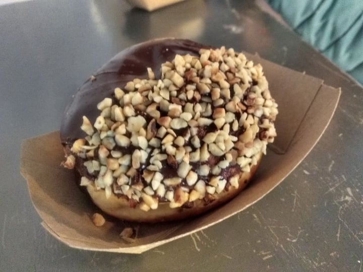 photo of The Rolling Donut Vegan Ferrero Rocher shared by @gabriele on  06 Aug 2019 - review