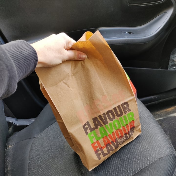 photo of Burger King Plant Based Whopper shared by @thecuriousvegan on  09 Jan 2022 - review