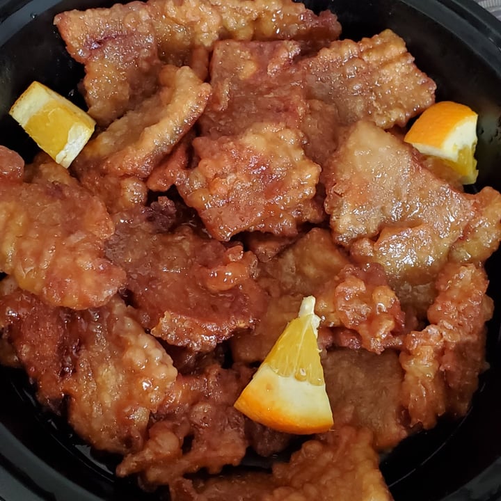 review photo of Urban Vegan Orange Chicken shared by @gabunia on 29 Sep 2021 - review