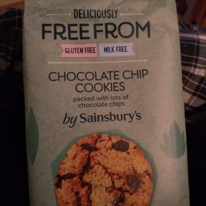 review photo of Sainsbury’s Free From Chocolate chip Cookies shared by @keinengel on 31 Dec 2021 - review