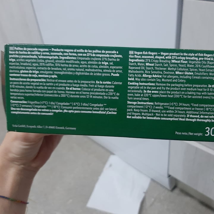 review photo of Vemondo Vegan fishfingers shared by @miriamnortes on 26 Oct 2022 - review