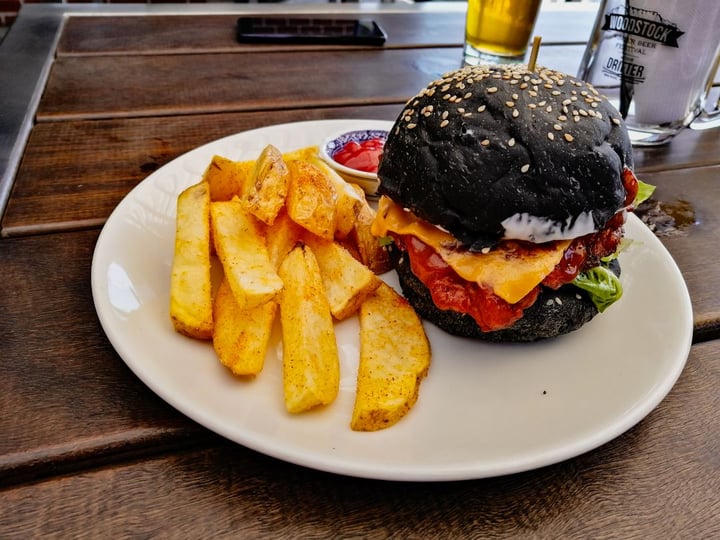 photo of The Kind Kitchen Darkside Burger shared by @bianca on  08 Sep 2019 - review