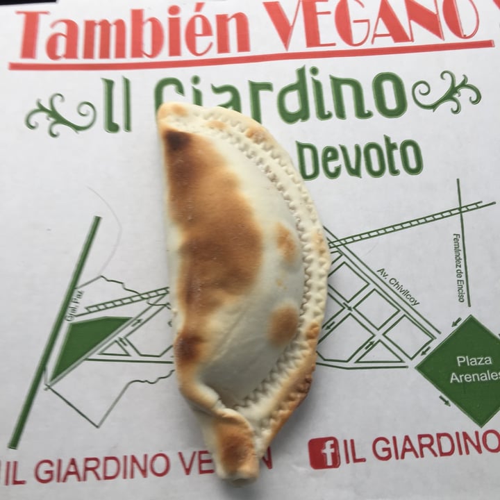 photo of Pizzas y Empanadas IL Giardino De Devoto Empanada de seitán shared by @marzonicolas on  15 Sep 2021 - review