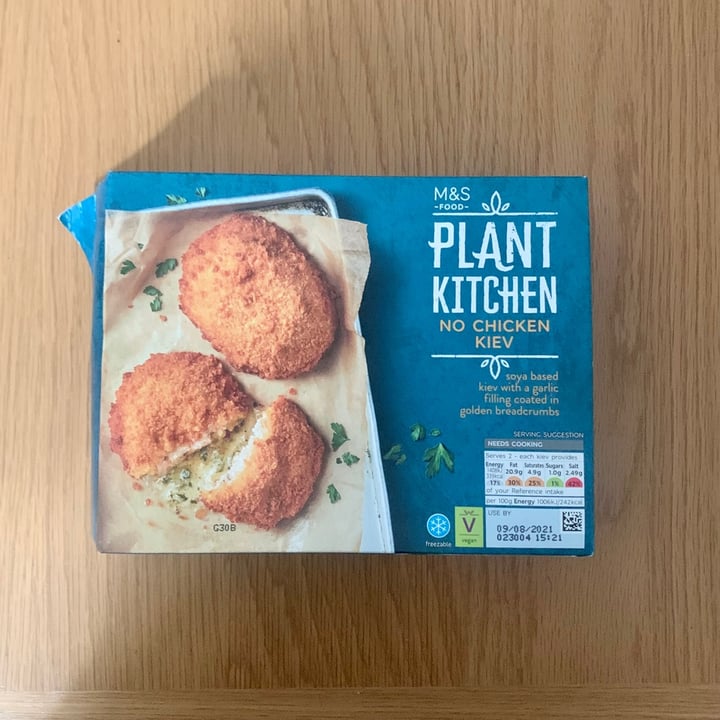 photo of Plant Kitchen (M&S) No chicken kiev shared by @gutterglitter on  10 Aug 2021 - review