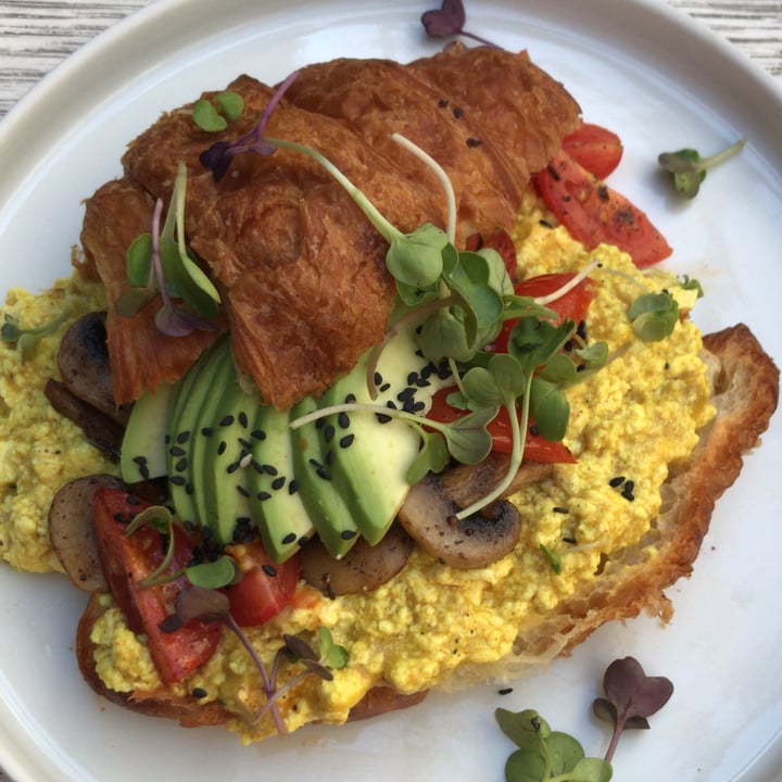 photo of Wildsprout Vegan Croissant with Scrambled Tofu shared by @emily04 on  20 Mar 2022 - review