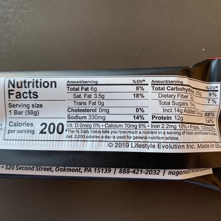 review photo of NuGo Dark Chocolate Pretzel shared by @khart24 on 24 Feb 2021 - review