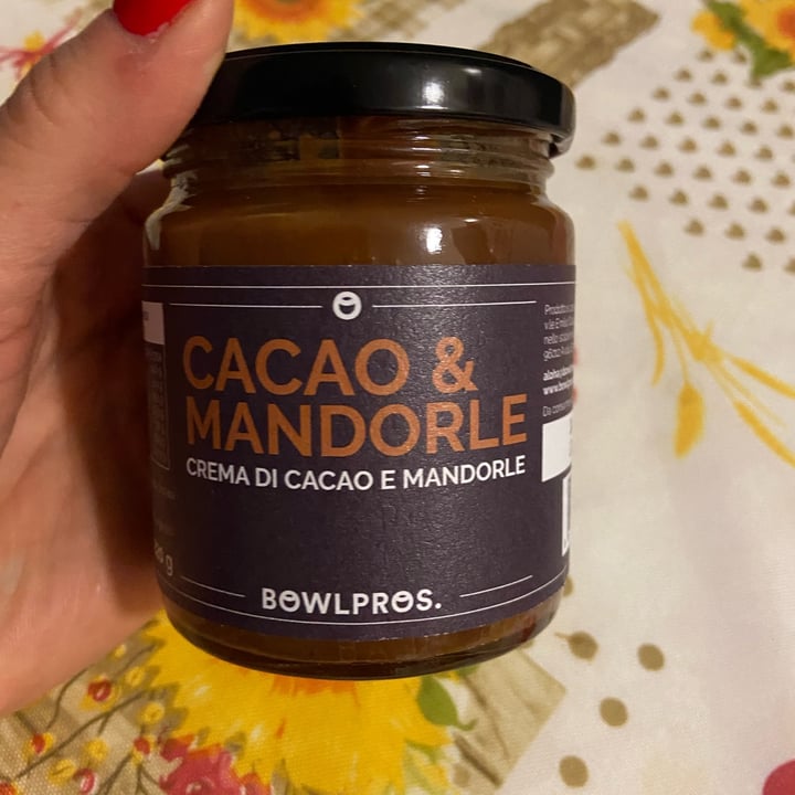 photo of Bowlpros Crema Cacao E Mandorle shared by @arabrab87 on  19 Jan 2022 - review