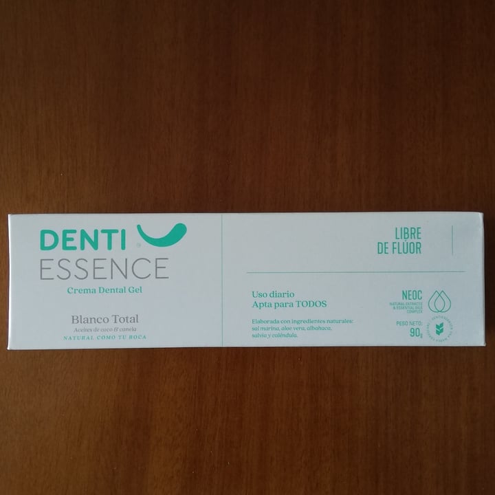 photo of Denti Essence Crema dental shared by @rasvegan on  11 Apr 2021 - review