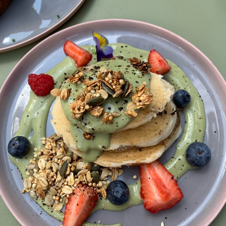 photo of LINNAEAN Matcha pancakes shared by @recipesandplaces on  19 Feb 2022 - review