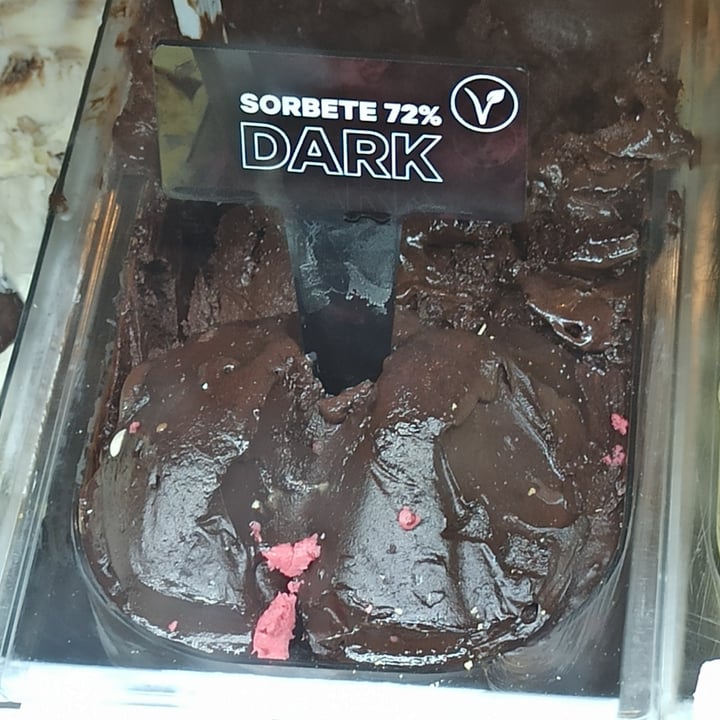 photo of Lucciano´s Palermo Soho Helado Dark Chocolate 72% shared by @yazalmonacid on  18 Sep 2022 - review