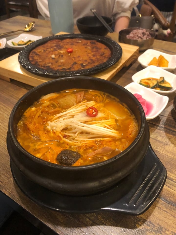 photo of Daehwa Vegetarian 부대찌개 Army Stew shared by @sheepootatoes on  31 Jan 2020 - review