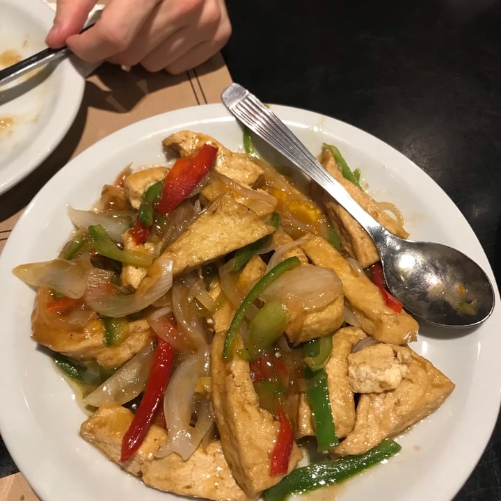 photo of Restaurant Chinatown Tofu con vegetales shared by @lusomoza on  19 Sep 2021 - review