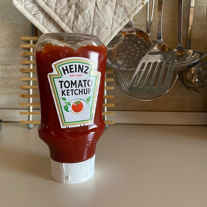 photo of Heinz Tomato Ketchup shared by @bettybex on  27 Mar 2022 - review