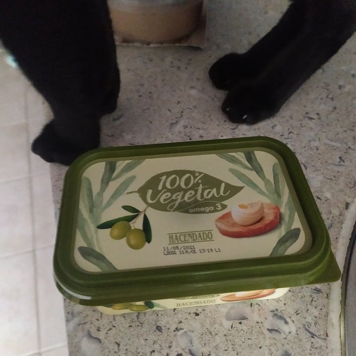 photo of Hacendado Margarina Vegetal shared by @anniev on  09 Feb 2021 - review