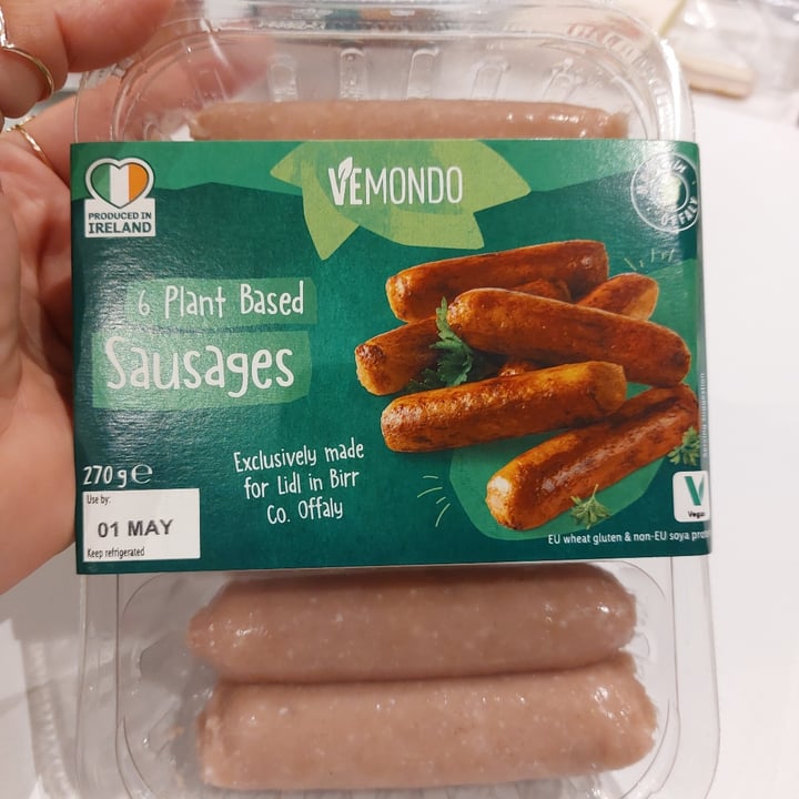 review photo of Vemondo Plant Based Sausages shared by @goulart on 25 Apr 2022 - review