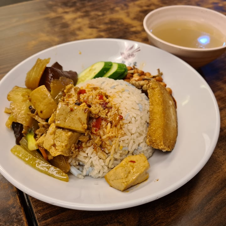 review photo of Pine Tree Cafe Nasi Lemak shared by @gretchforveg on 07 Nov 2020 - review