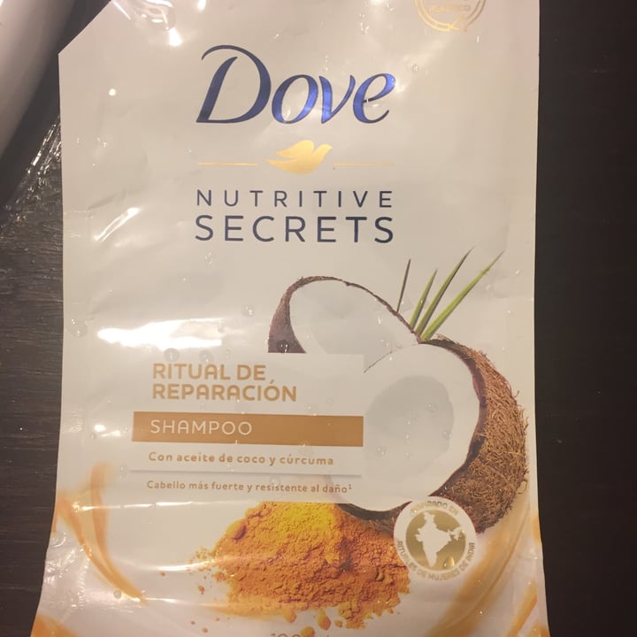 photo of Dove Shampoo shared by @lolimiqueo on  28 Feb 2021 - review