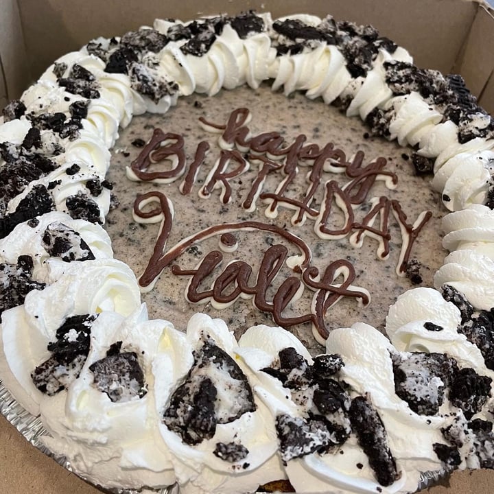 photo of Reverie Bakeshop Cookies and Cream Cheesecake shared by @vivalaviolet on  02 Apr 2022 - review