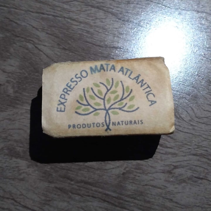 review photo of Expresso Mata Atlântica Shampoo em barra shared by @elianatsreis on 29 Apr 2022 - review