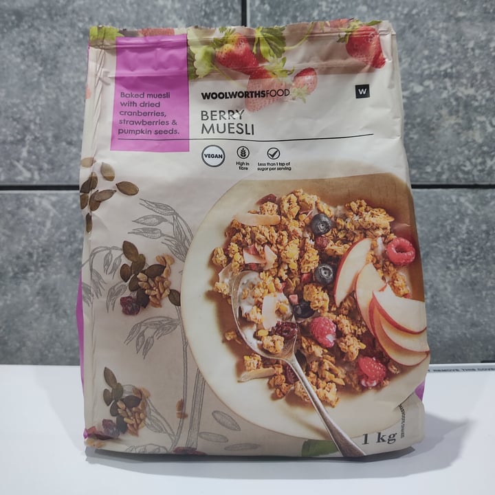 photo of Woolworths Berry Muesli shared by @anxietea on  25 Mar 2021 - review