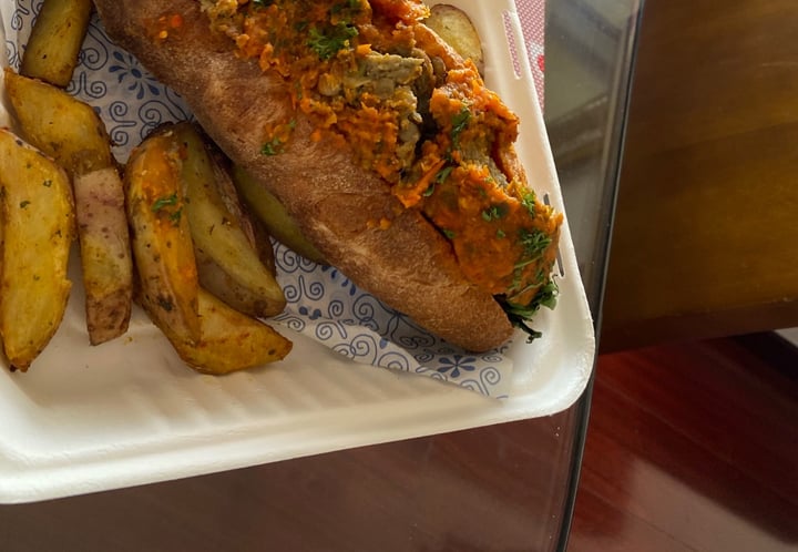 review photo of Restaurante Vegano Cardamomo Sándwich shared by @silvanatellez29 on 15 Sep 2020 - review