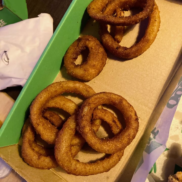 photo of Oowee Vegan Onion Rings shared by @allywally on  25 Apr 2021 - review