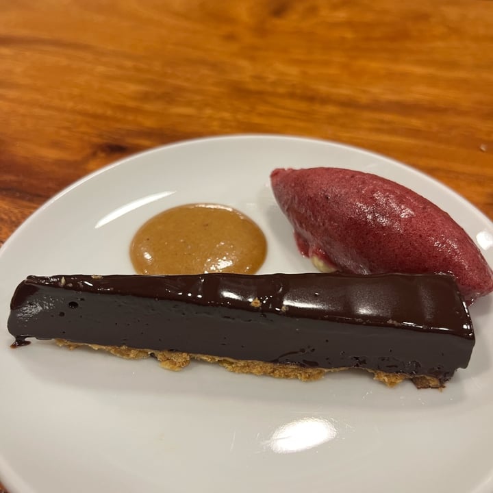 photo of orburu Tarta De Chocolate Negro shared by @veganni on  28 May 2022 - review