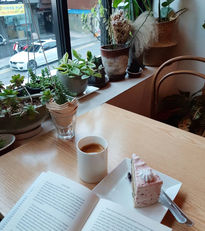 review photo of Plant Café & Kitchen Berry vanilla cake shared by @thescientificchef on 12 Jun 2018 - review