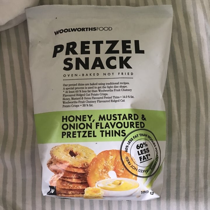 photo of Woolworths Food Sour cream and chives pretzel thins shared by @rose9 on  29 Jul 2020 - review
