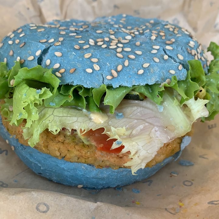 photo of Flower Burger Ocean burger shared by @millula on  27 Nov 2021 - review