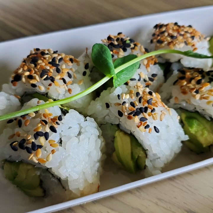 photo of WholeLifeGo Avocado Roll shared by @nickkelly on  30 Oct 2022 - review