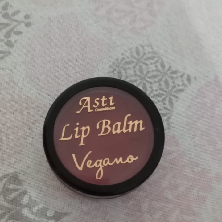 review photo of Asti Cosméticos Lip Balm Vegano shared by @maahluuia on 05 Feb 2022 - review