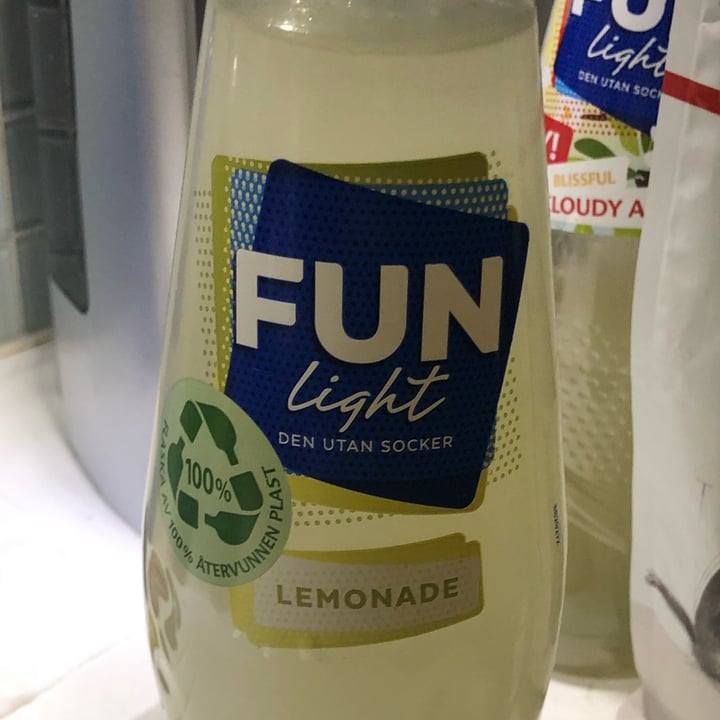 photo of Fun light Lemonada shared by @inon on  07 Oct 2022 - review
