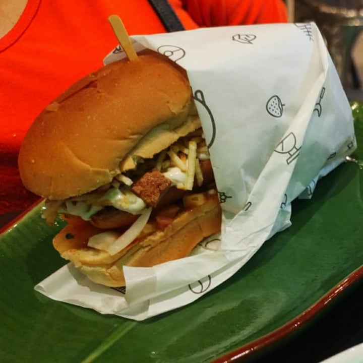 review photo of Green Vegan 100% plant-based shared by @waniarosy on 17 Apr 2022 - review